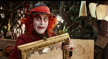 Alice Through the Looking Glass Photo 24