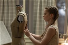 Carrie (Prime Video) Photo 6