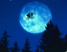 E.T. The Extra-Terrestrial: The 20th Anniversary Photo 7