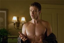 Friends with Benefits Photo 15