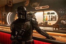 Star Wars: The Mandalorian and Grogu Photo 27