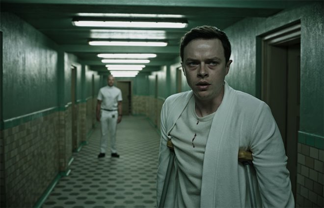 A Cure for Wellness Photo 3 - Large