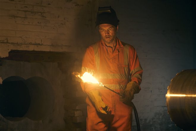 Fuze Photo 3 - Large