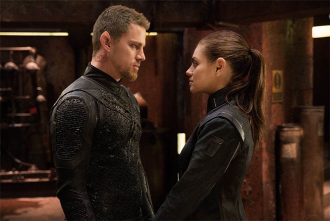 Jupiter Ascending Photo 16 - Large