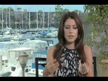 Amanda Crew (Charlie St. Cloud) - Interview Video