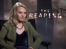 AnnaSophia Robb (The Reaping) - Interview Video
