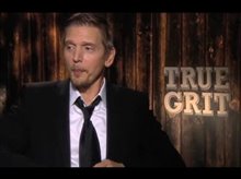 Barry Pepper (True Grit) - Interview Video