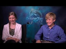 Cozi Zuehlsdorff & Nathan Gamble (Dolphin Tale) - Interview Video
