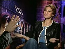 EVA MENDES (GHOST RIDER) - Interview Video