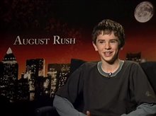 Freddie Highmore (August Rush) - Interview Video