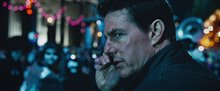 Jack Reacher: Never Go Back - Official Trailer Video