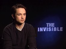 Justin Chatwin (The Invisible) - Interview Video