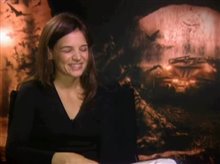 KATIE HOLMES - BATMAN BEGINS - Interview Video
