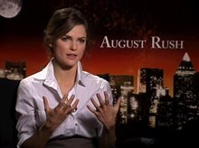 Keri Russell (August Rush) - Interview Video