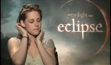 Kristen Stewart (The Twilight Saga: Eclipse) - Interview Video