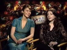 MARY ELIZABETH WINSTEAD & MICHELLE TRACHTENBERG (BLACK CHRISTMAS) - Interview Video
