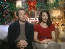 MATTHEW BRODERICK & KRISTEN DAVIS (DECK THE HALLS) - Interview Video