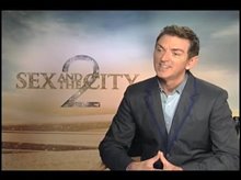 Michael Patrick King (Sex and the City 2) - Interview Video