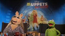 Miss Piggy & Kermit the Frog (Muppets Most Wanted) - Interview Video