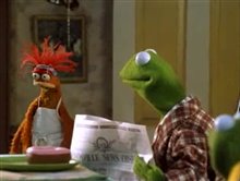 MUPPETS FROM SPACE Trailer Video