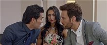 Na Band Na Baraati - Trailer Video