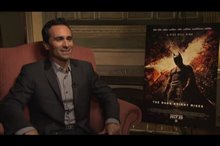 Nestor Carbonell (The Dark Knight Rises) - Interview Video