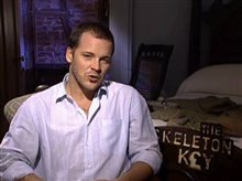 PETER SARSGAARD - THE SKELETON KEY - Interview Video