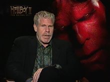 Ron Perlman (Hellboy II: The Golden Army) - Interview Video