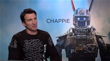 Sharlto Copley (Chappie) - Interview Video