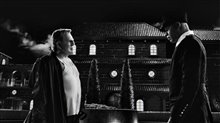 Sin City: A Dame to Kill For Movie Clip - Marv and Manute Fight Video