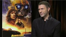 Travis Knight talks 'Bumblebee' - Interview Video