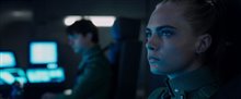 Valerian and the City of a Thousand Planets Movie Clip - 