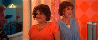 BARB & STAR GO TO VISTA DEL MAR Movie Clip - "Boobies" Video Thumbnail