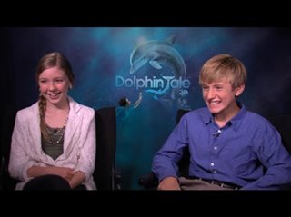 cozi-zuehlsdorff-nathan-gamble-dolphin-tale Video Thumbnail